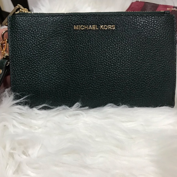 Firm❗️Michael Kors Double Zipper wallet/phone case - Picture 7 of 8